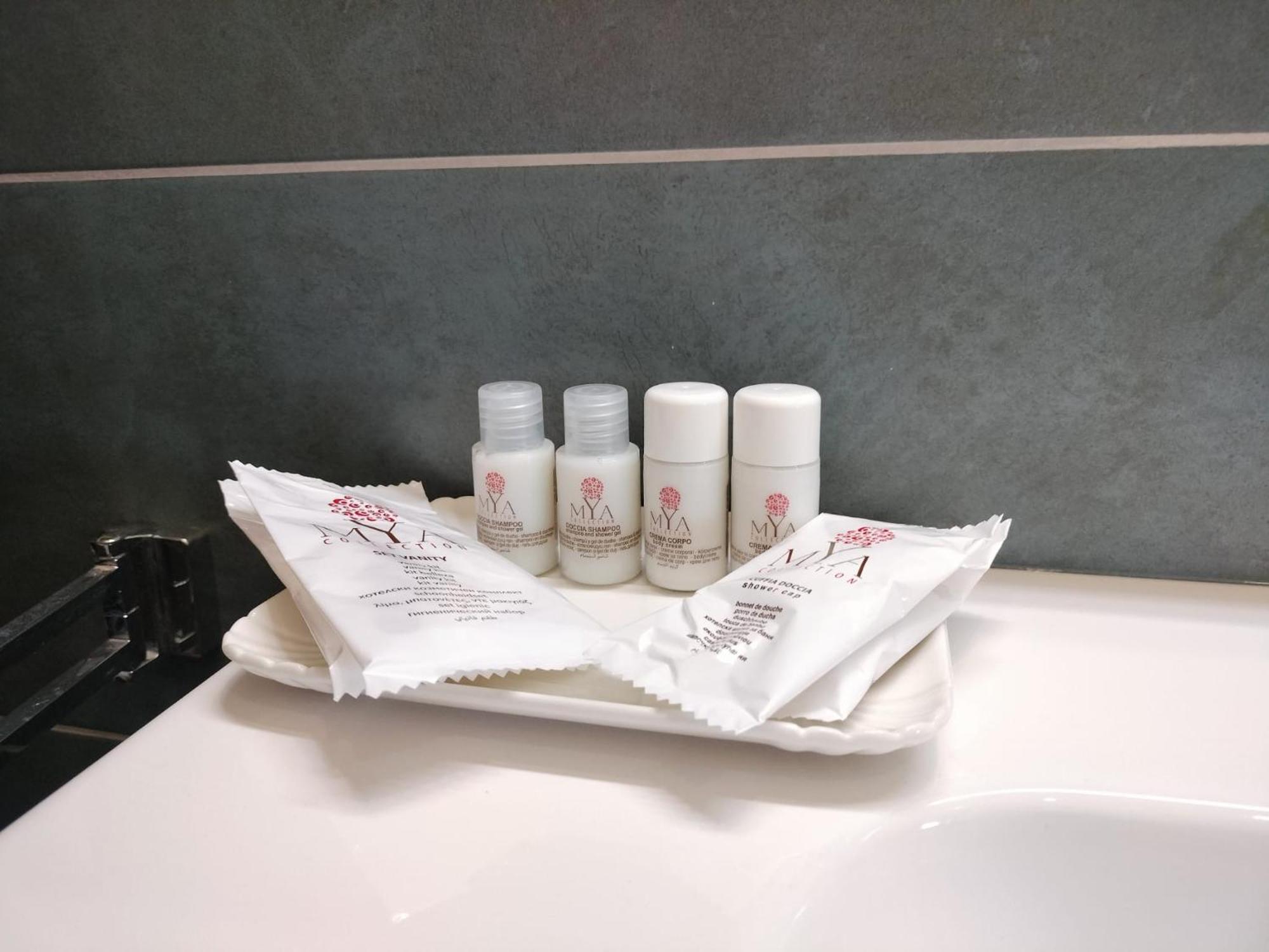 D&P Suites 1 Salemi Rum bild